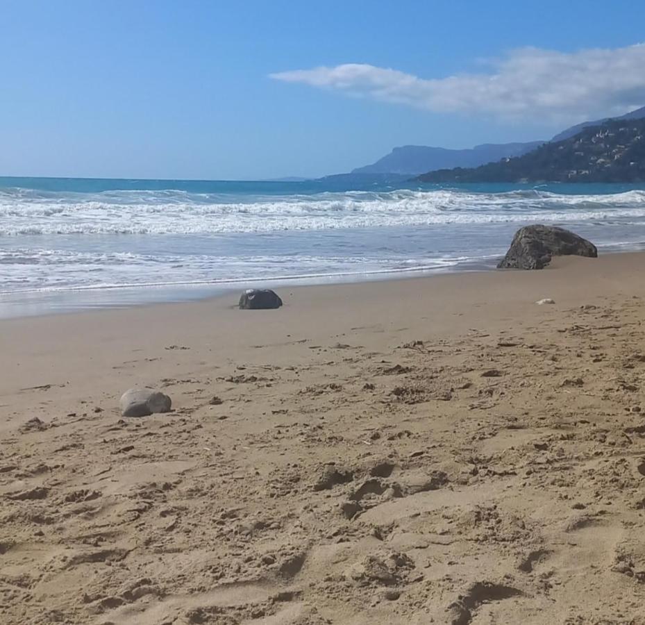 Casa Primavera Ventimiglia Ngoại thất bức ảnh